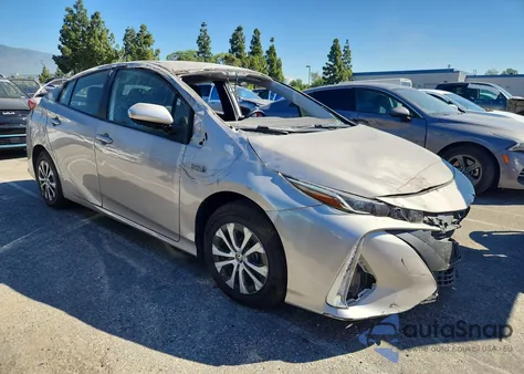 2021 Toyota Prius Prime Le from USA, damaged, VIN JTDKAMFP3M3171671